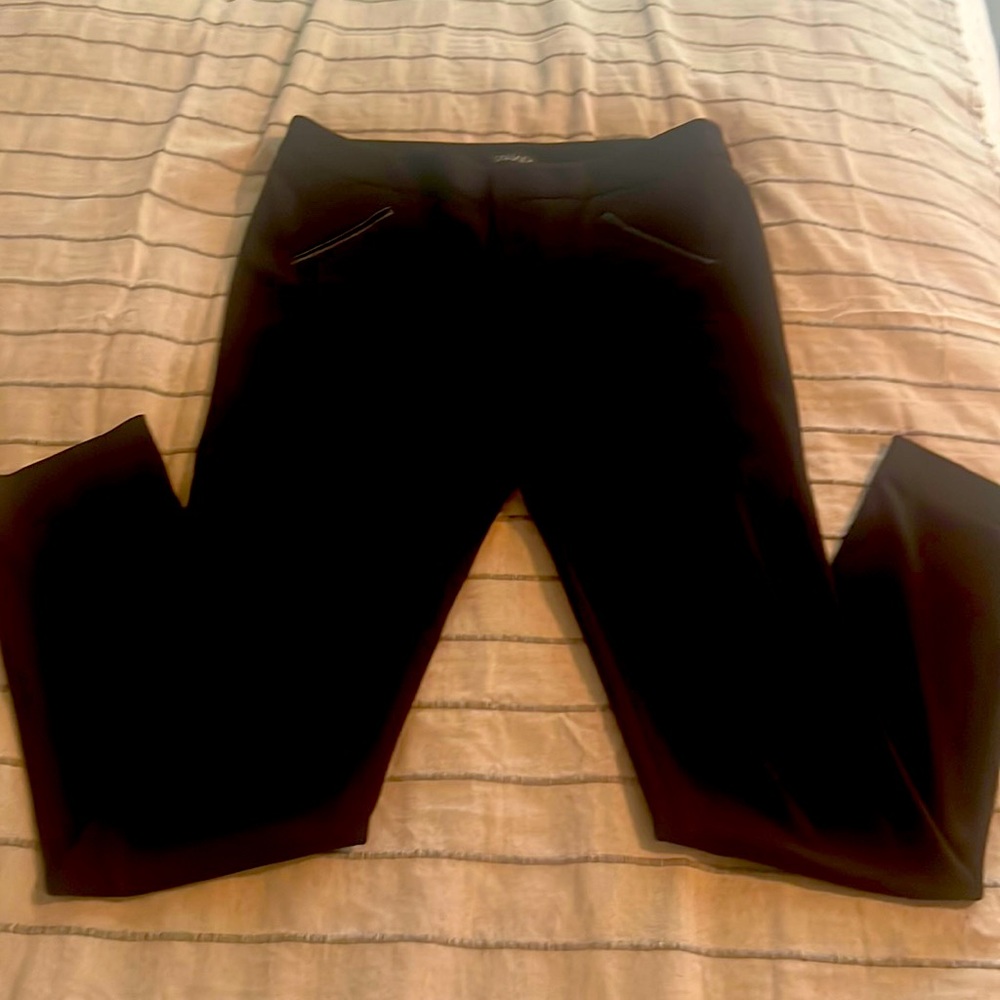 Tahari black knit pants - faux leather trim, Sz 6